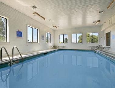 Super 8 By Wyndham Hotel 2*